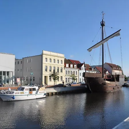 Apartman Ferienstudio Mit Balkon Und Wasserblick Ueckermünde